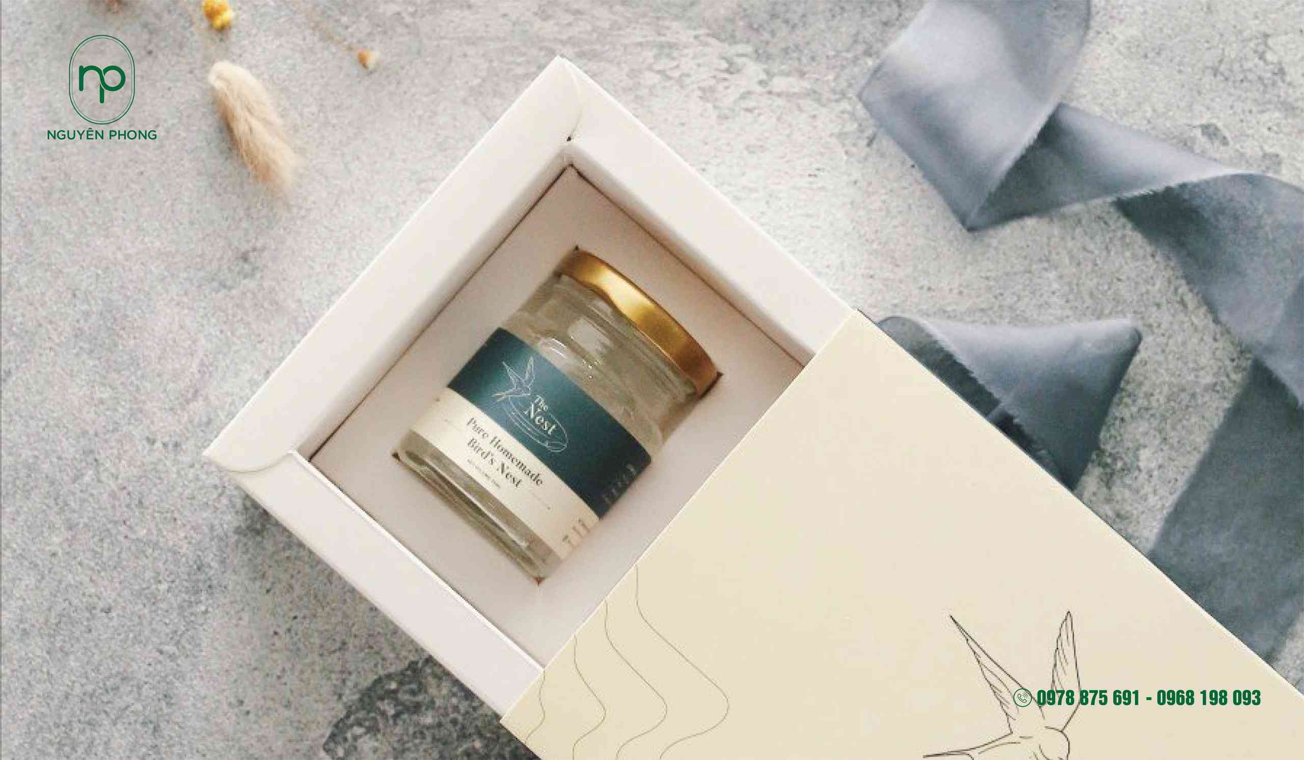 Hộp giấy rút đựng yến